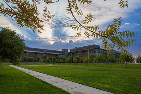 Exterior view of Science and Engineering 1 building.