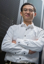 Professor Dong Li
